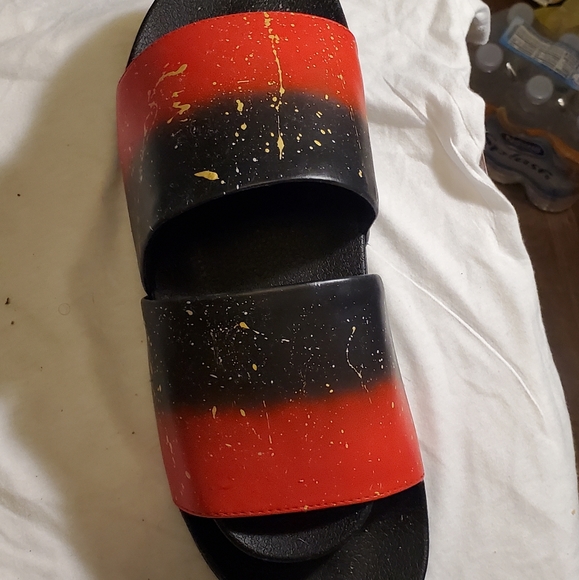 Mens Red Faded Slides - Picture 3 of 3